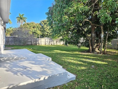 Beautiful renovated house , 4 bedrooms and 3 bathrooms, very