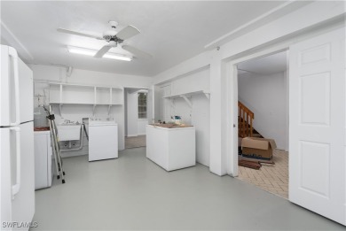 Nestled in the tranquil fishing community of Bokeelia on Pine