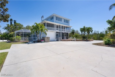 Nestled in the tranquil fishing community of Bokeelia on Pine