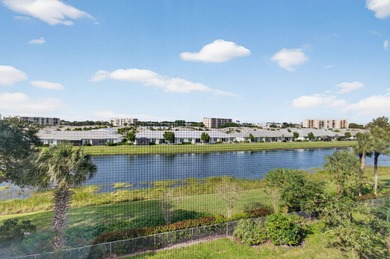 Bright and fully renovated top-floor 2BR/2BA condo in the