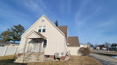 This well maintained office building offers a perfect blend of