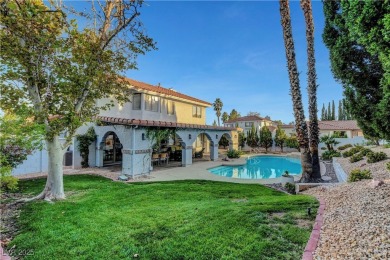 Fully remodeled home in The Lakes! This beautifully upgraded