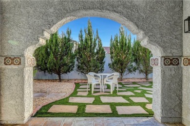 Fully remodeled home in The Lakes! This beautifully upgraded