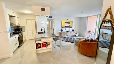 WELCOME TO SOUTH FLORIDA PARADISE! PERFECT FOR PICKY BUYERS OR