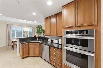 Waterfront 2-Bedroom Condo
Enjoy beautiful Intracoastal views