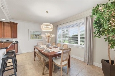 Waterfront 2-Bedroom Condo
Enjoy beautiful Intracoastal views