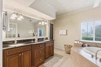 Waterfront 2-Bedroom Condo
Enjoy beautiful Intracoastal views