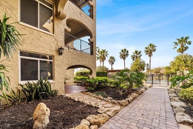 Waterfront 2-Bedroom Condo
Enjoy beautiful Intracoastal views