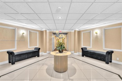 This beautifully updated 1 Bed / 1 Bath unit offers breathtaking