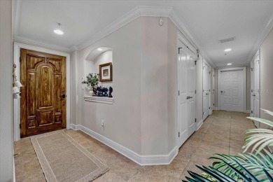 Waterfront 2-Bedroom Condo
Enjoy beautiful Intracoastal views