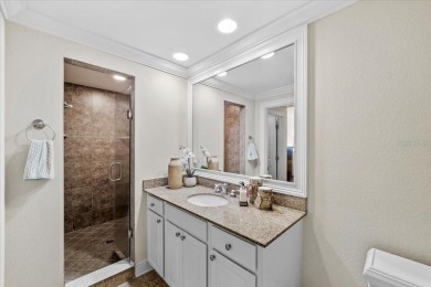 Waterfront 2-Bedroom Condo
Enjoy beautiful Intracoastal views