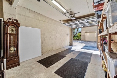 Waterfront 2-Bedroom Condo
Enjoy beautiful Intracoastal views