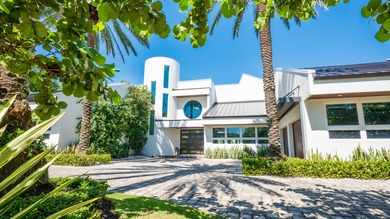 Located on the southern tip of Hutchinson Island in Sailfish
