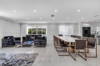 WELCOME TO SOUTH FLORIDA PARADISE!!! PICKY BUYERS WELCOME!