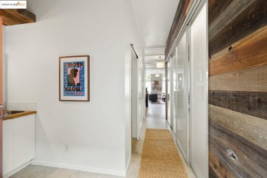 Glamorous brick loft in the Calous building near Uptown/KONO and