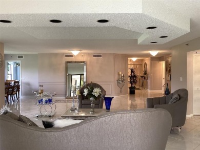 Custom-decorated 2nd-floor unit with neutral colors and two new