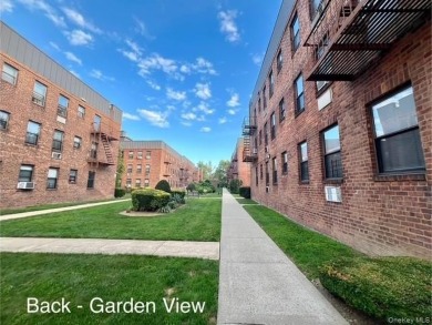 Oakland Gardens ,COOP 1 BEDROOM - split layout , easy can be use