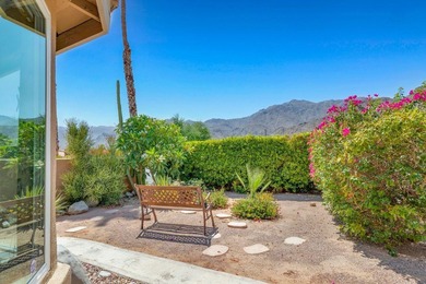 Classic La Quinta large SALTWATER PEBBLE TECH POOL/SPA HOME