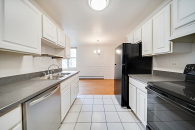 What a spacious 2 bed 2 bath condo.  This layout features large