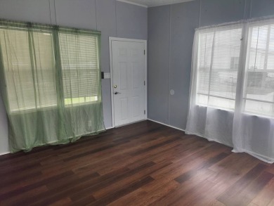 Welcome to Oak Bend...The Best Kept Secret in Central Florida