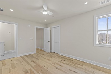 Black Duck Nest. Penthouse Level. Elevated Luxury Living in the