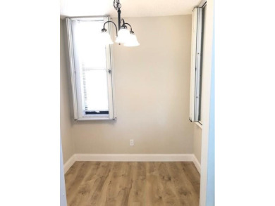 Fully Remodeled Penthouse 2Bed/2Bath. All Ages Welcome! This