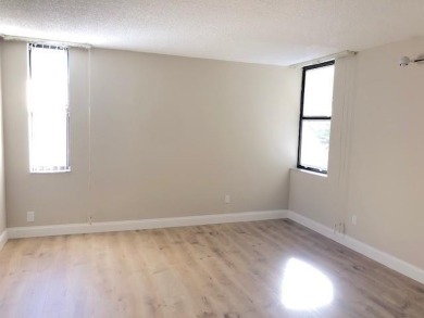 Fully Remodeled Penthouse 2Bed/2Bath. All Ages Welcome! This