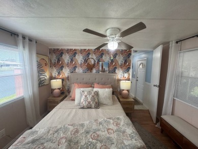 Welcome to Vista del Lago, a beautiful 55+ community in