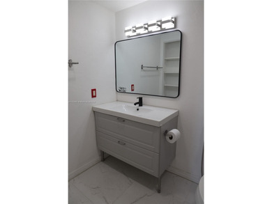 Discover why Hillcrest is one of South Florida's best-kept