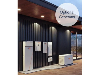 Just 3 blocks from the beach, this luxurious villa offers an