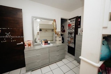 Welcome to your tranquil sanctuary .This Unique apartment offer