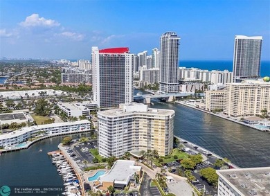 LAKE POINT TOWER AND MARINA. BEST VIEW OF THIS BUILDING