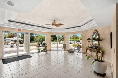 Beautiful, Upscale Oceanfront Luxury Condo. Experience the best