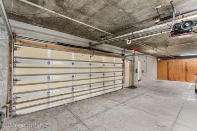 Beautiful, Upscale Oceanfront Luxury Condo. Experience the best