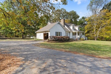 Peaceful Country Living on 4+ Acres!! Welcome to your own slice