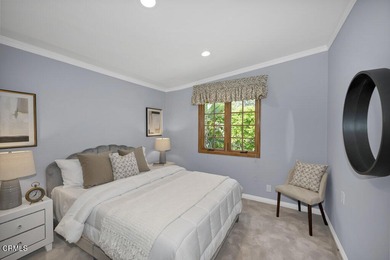 Tucked away in a prime SW Pasadena location, this character