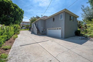 Tucked away in a prime SW Pasadena location, this character