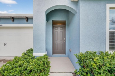 One or more photo(s) has been virtually staged. Like-New 4