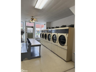 Located along Mulholland Street in Nauvoo, this established