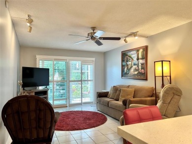 Beautiful Corner 2-bedroom/2 bath unit close to all the action