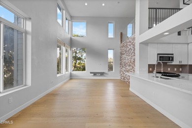 Light, bright and beautifully updated 2-bedroom 2-bath harbor