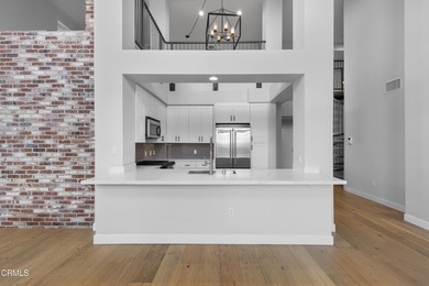 Light, bright and beautifully updated 2-bedroom 2-bath harbor