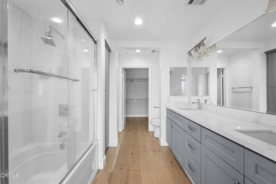 Light, bright and beautifully updated 2-bedroom 2-bath harbor