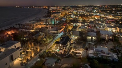 Investor's Dream - Short term rentals allowed here at this