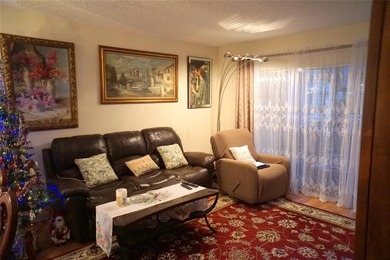 Great 2/2 condo located in Hovnanian Gardens Adult Community