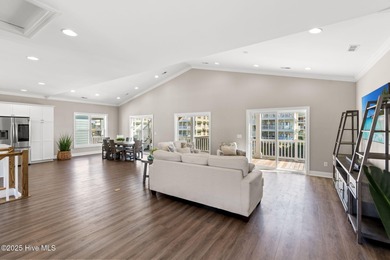 Stunning 4BR/4.5BA Ocean Isle Beach Island Home - Private