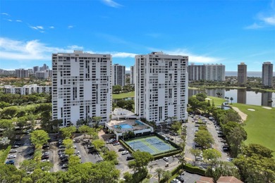 Spacious and Bright 2 bedrooms 2 baths condo in the sought out