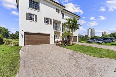 Beautiful 4-unit building on Singer Island just steps from the