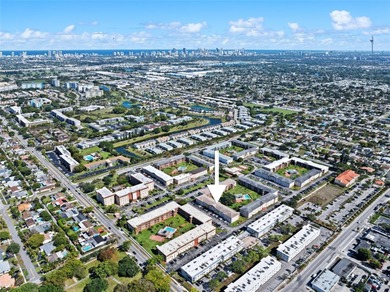 Charming 2-Bedroom in 55+ Beverly Hills Community!
Welcome to