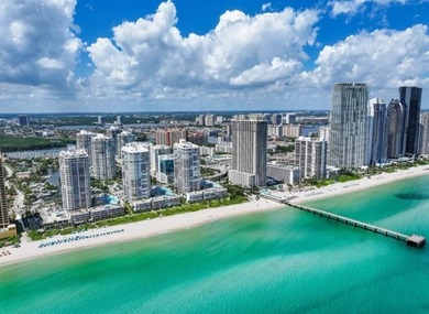 Experience Coastal Luxury at Its Finest
Dream apartment located